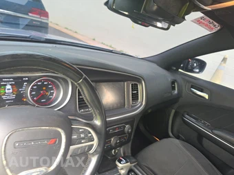 2016 Dodge Charger SXT – miniatura 11