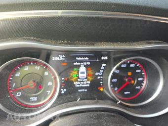 2016 Dodge Charger SXT – miniatura 12