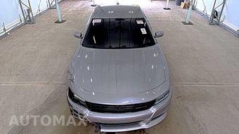 2016 Dodge Charger SXT – miniatura 2