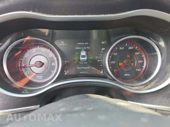 2016 Dodge Charger SXT – miniatura 6