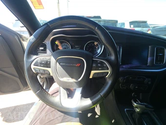 2016 Dodge Charger SXT – miniatura 11