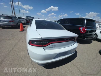 2016 Dodge Charger SXT – miniatura 5