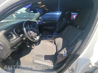 2016 Dodge Charger SXT – miniatura 7