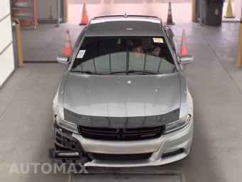 2016 Dodge Charger SXT – miniatura 2