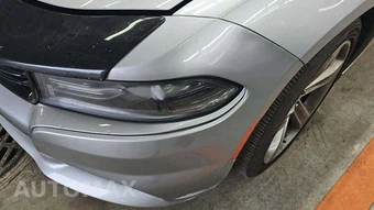2016 Dodge Charger SXT – miniatura 43