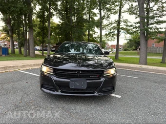 2016 Dodge Charger SXT - miniatura 3