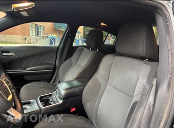 2016 Dodge Charger SXT - miniatura 8