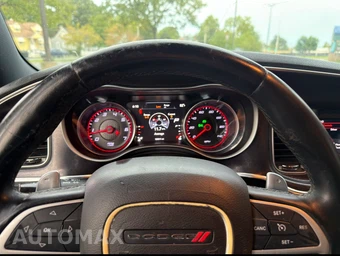 2016 Dodge Charger SXT - miniatura 9