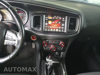 2016 Dodge Charger SXT – miniatura 11