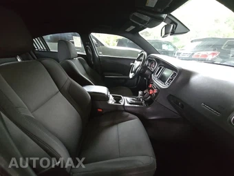 2016 Dodge Charger SXT – miniatura 8