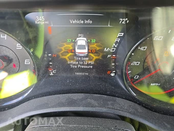 2016 Dodge Charger SXT – miniatura 12