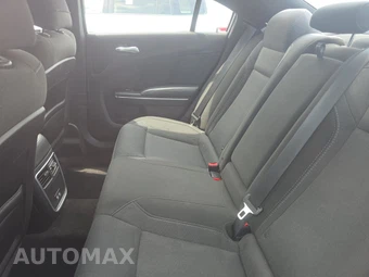 2016 Dodge Charger SXT – miniatura 13