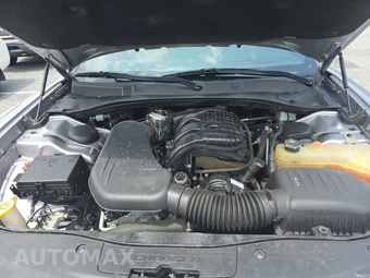2016 Dodge Charger SXT – miniatura 15