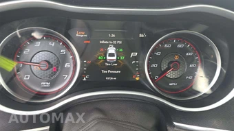 2016 Dodge Charger SXT – miniatura 17