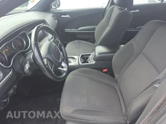 2016 Dodge Charger SXT – miniatura 7
