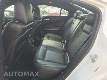2016 Dodge Charger SXT - miniatura 10