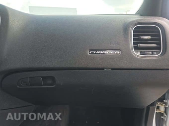 2016 Dodge Charger SXT - miniatura 16