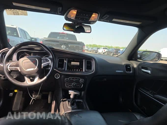 2016 Dodge Charger SXT – miniatura 17
