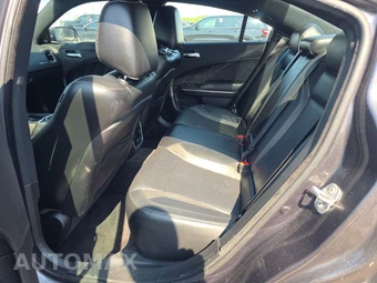 2016 Dodge Charger SXT – miniatura 19