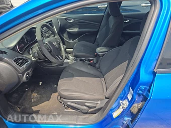 2016 Dodge Dart SE – miniatura 7