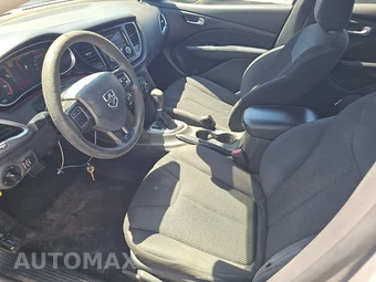 2016 Dodge Dart SE – miniatura 7