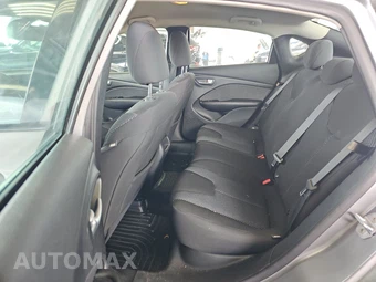 2016 Dodge Dart SE – miniatura 13