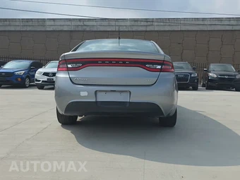 2016 Dodge Dart SXT Sport - miniatura 3
