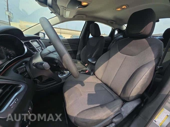 2016 Dodge Dart SXT Sport - miniatura 5