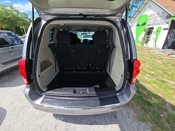 2016 Dodge Grand Caravan AVP 121.2" WB - miniatura 15