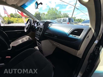2016 Dodge Grand Caravan AVP 121.2" WB - miniatura 20