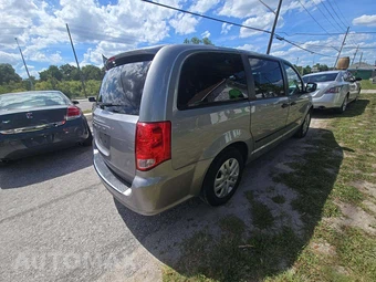 2016 Dodge Grand Caravan AVP 121.2" WB - miniatura 3