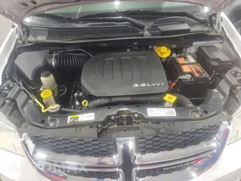 2016 Dodge Grand Caravan AVP 121.2" WB – miniatura 16