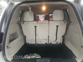 2016 Dodge Grand Caravan AVP 121.2" WB – miniatura 17