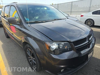 2016 Dodge Grand Caravan R/T 121.2" WB - miniatura 3
