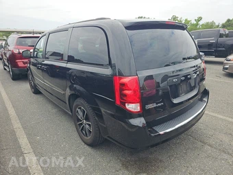 2016 Dodge Grand Caravan R/T 121.2" WB - miniatura 6