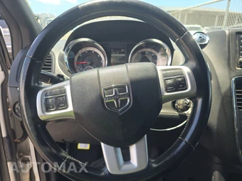 2016 Dodge Grand Caravan R/T 121.2" WB - miniatura 10