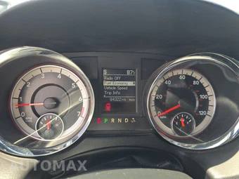 2016 Dodge Grand Caravan R/T 121.2" WB - miniatura 12