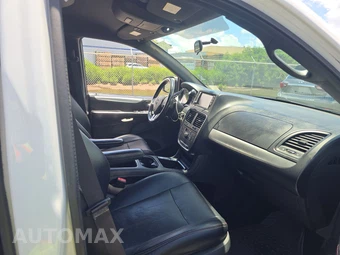 2016 Dodge Grand Caravan R/T 121.2" WB - miniatura 8