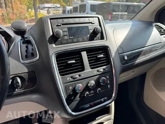 2016 Dodge Grand Caravan SE 121.2" WB - miniatura 18