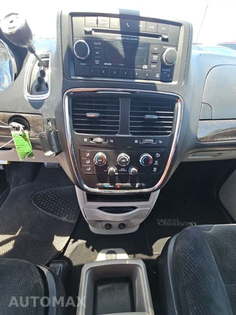 2016 Dodge Grand Caravan SE 121.2" WB - miniatura 11
