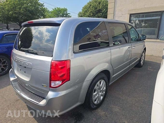 2016 Dodge Grand Caravan SE 121.2" WB - miniatura 3