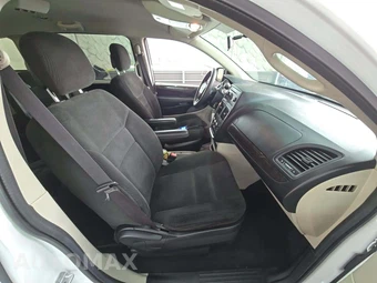 2016 Dodge Grand Caravan SE 121.2" WB - miniatura 19