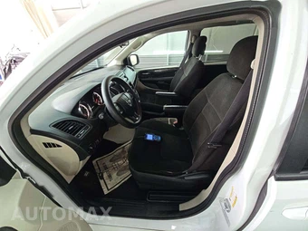 2016 Dodge Grand Caravan SE 121.2" WB - miniatura 6