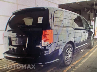 2016 Dodge Grand Caravan SE 121.2" WB - miniatura 4