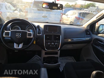2016 Dodge Grand Caravan SE 121.2" WB - miniatura 17