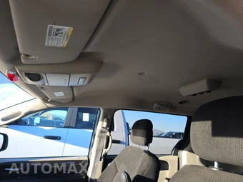 2016 Dodge Grand Caravan SE 121.2" WB - miniatura 21