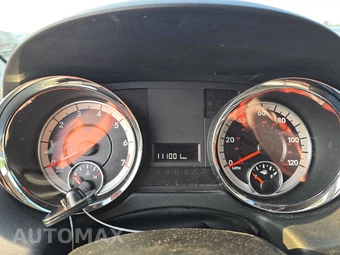 2016 Dodge Grand Caravan SE 121.2" WB - miniatura 12