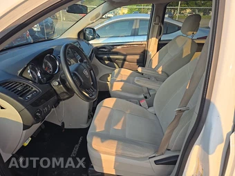 2016 Dodge Grand Caravan SE 121.2" WB - miniatura 7
