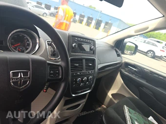 2016 Dodge Grand Caravan SE 121.2" WB - miniatura 11