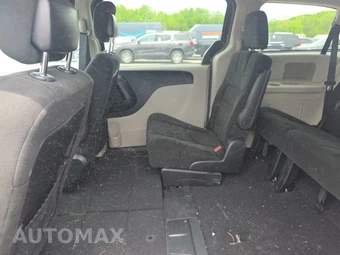 2016 Dodge Grand Caravan SE 121.2" WB - miniatura 13